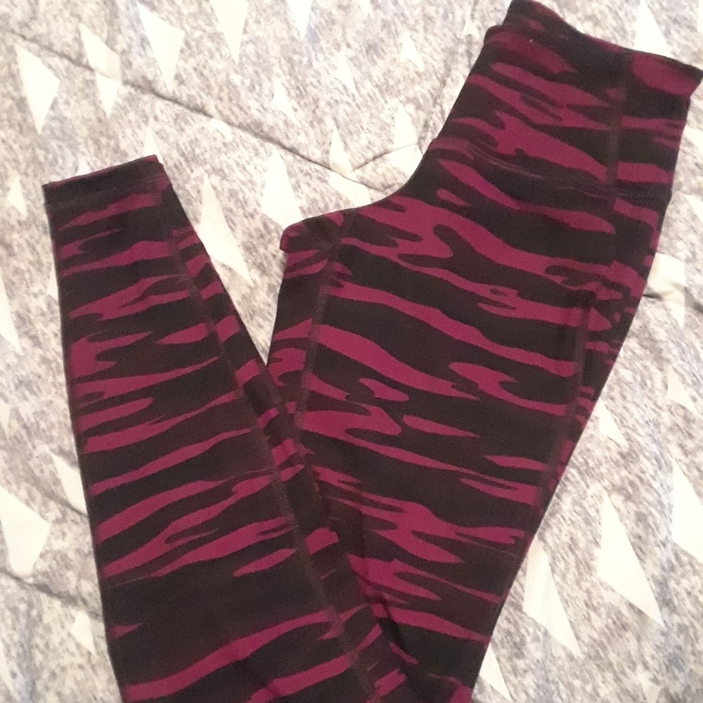 Old Navy Active leggings